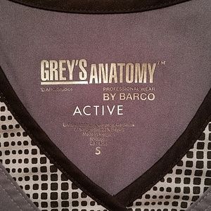 Grey's Anatomy Tops - GREY'S ANATOMY SCRUBS TOP SZ SMALL Grey's Anatomy Tops - GREY'S ANATOMY SCRUBS TOP SZ SMALL
